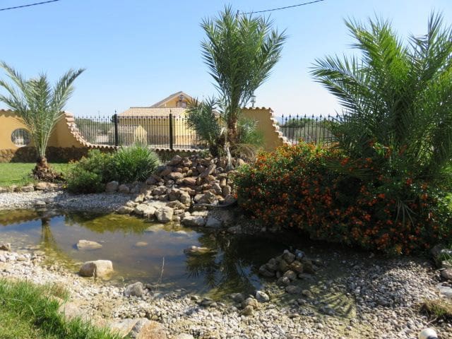 7 bedroom Villa for sale in Puerto Lumbreras with pool garage - € 899,000 (Ref: 8113074)