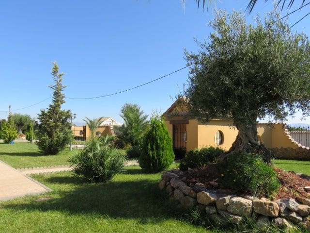 7 bedroom Villa for sale in Puerto Lumbreras with pool garage - € 899,000 (Ref: 8113074)