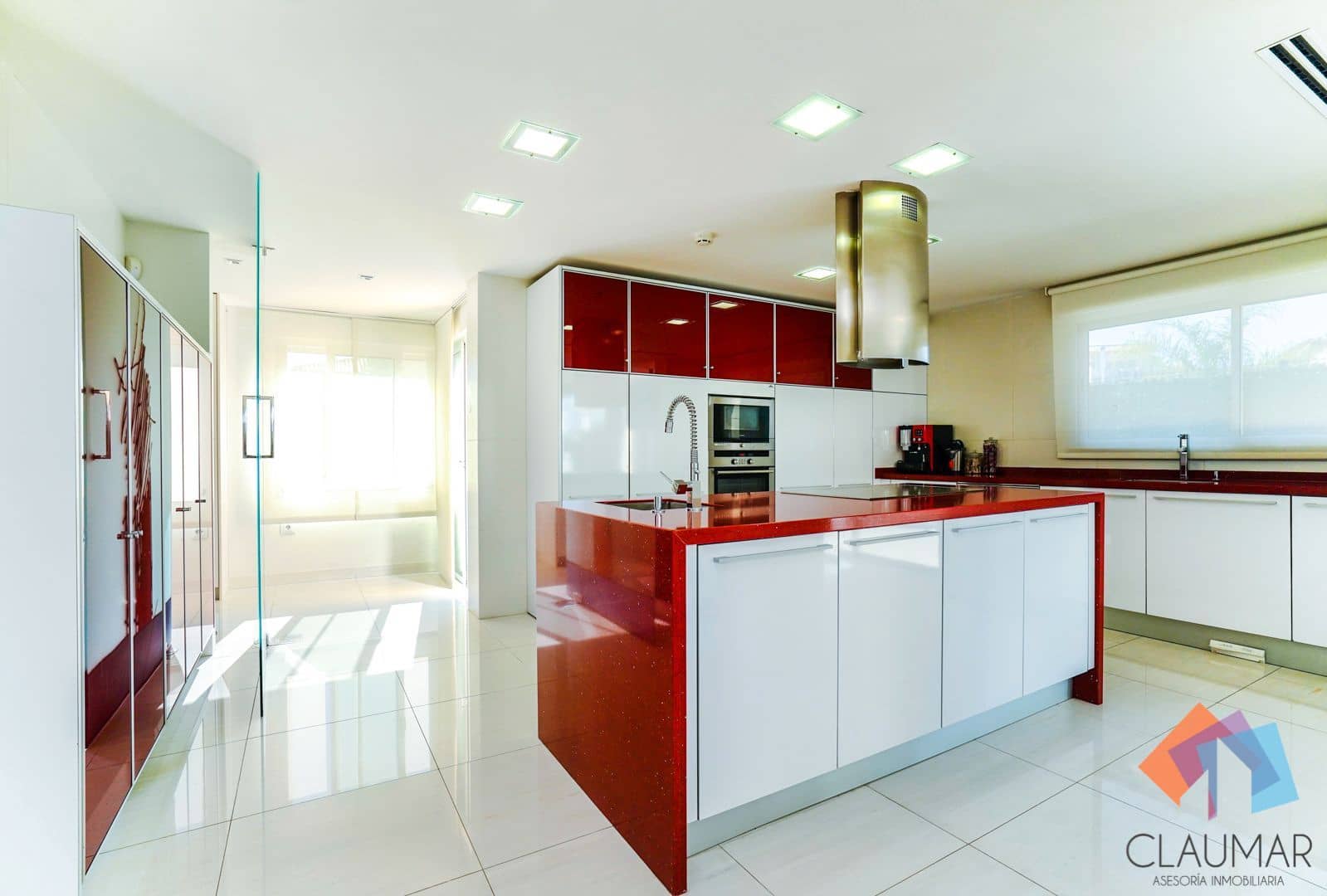 4 soveværelse Villa til salg i Gandia med swimmingpool garage - € 900.000 (Ref: 8113079)