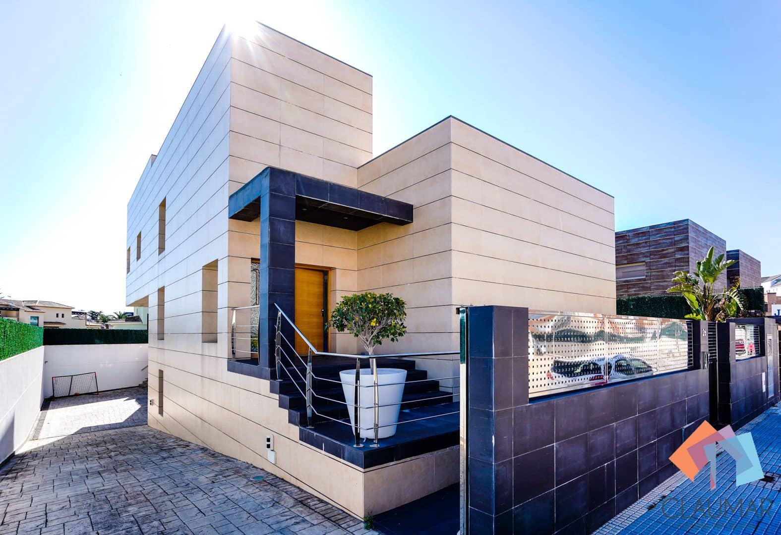 4 soveværelse Villa til salg i Gandia med swimmingpool garage - € 900.000 (Ref: 8113079)