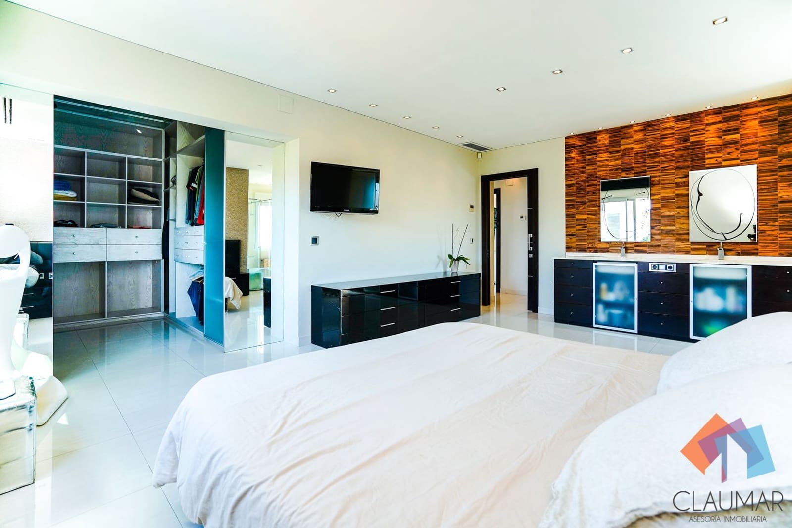 4 soveværelse Villa til salg i Gandia med swimmingpool garage - € 900.000 (Ref: 8113079)