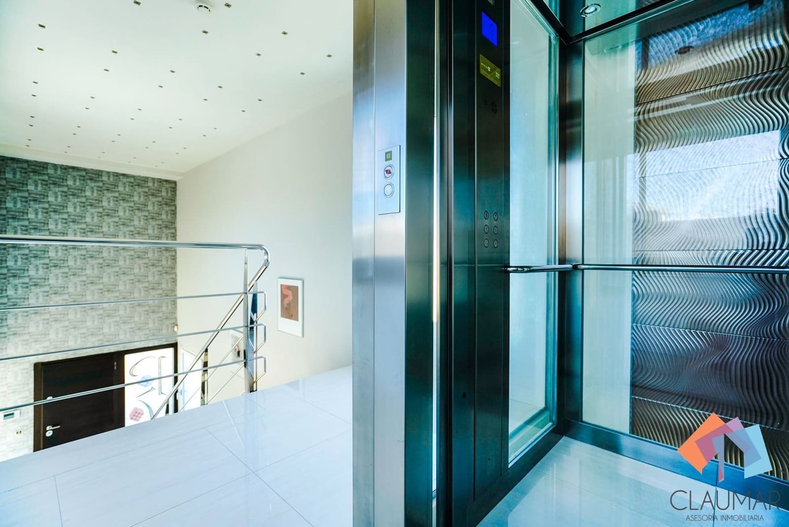 4 soveværelse Villa til salg i Gandia med swimmingpool garage - € 900.000 (Ref: 8113079)