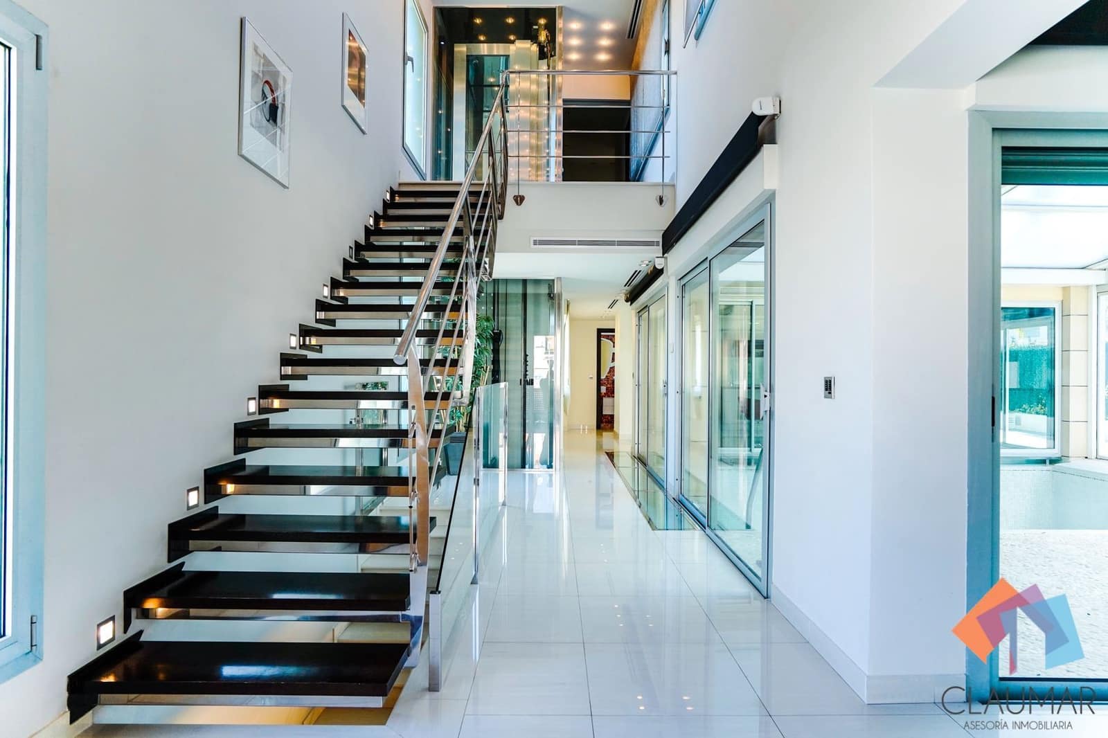 4 soveværelse Villa til salg i Gandia med swimmingpool garage - € 900.000 (Ref: 8113079)