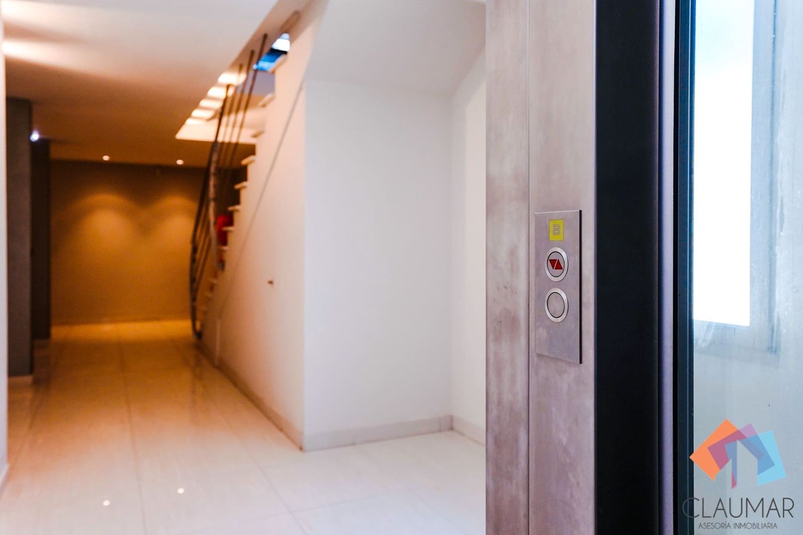 4 soveværelse Villa til salg i Gandia med swimmingpool garage - € 900.000 (Ref: 8113079)