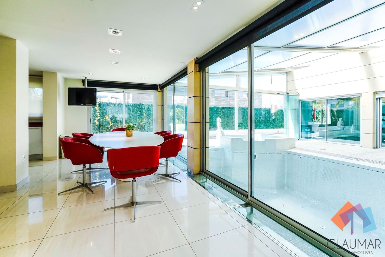 4 soveværelse Villa til salg i Gandia med swimmingpool garage - € 900.000 (Ref: 8113079)