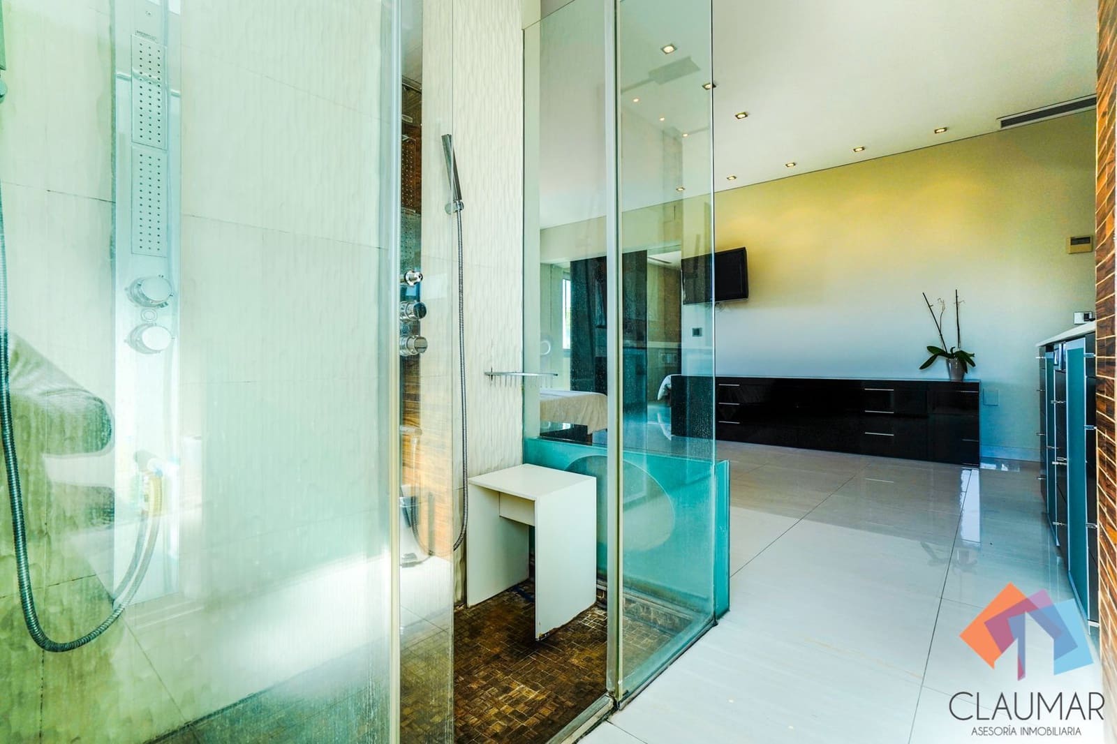 4 soveværelse Villa til salg i Gandia med swimmingpool garage - € 900.000 (Ref: 8113079)