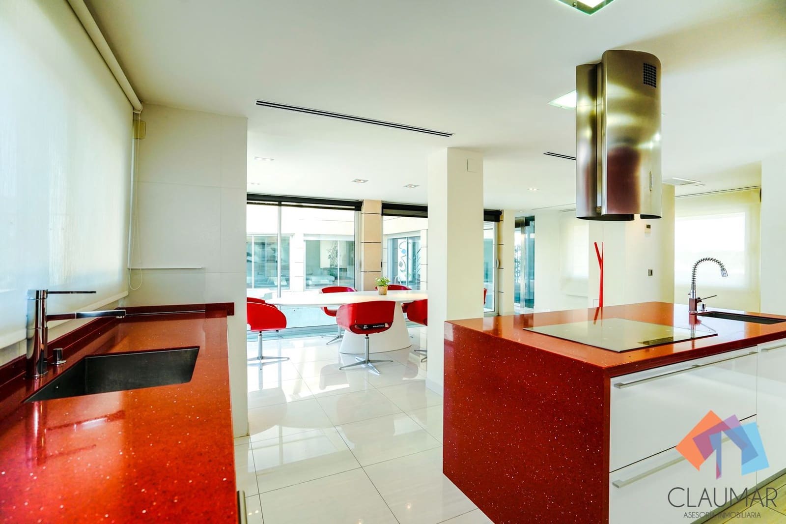 4 soveværelse Villa til salg i Gandia med swimmingpool garage - € 900.000 (Ref: 8113079)