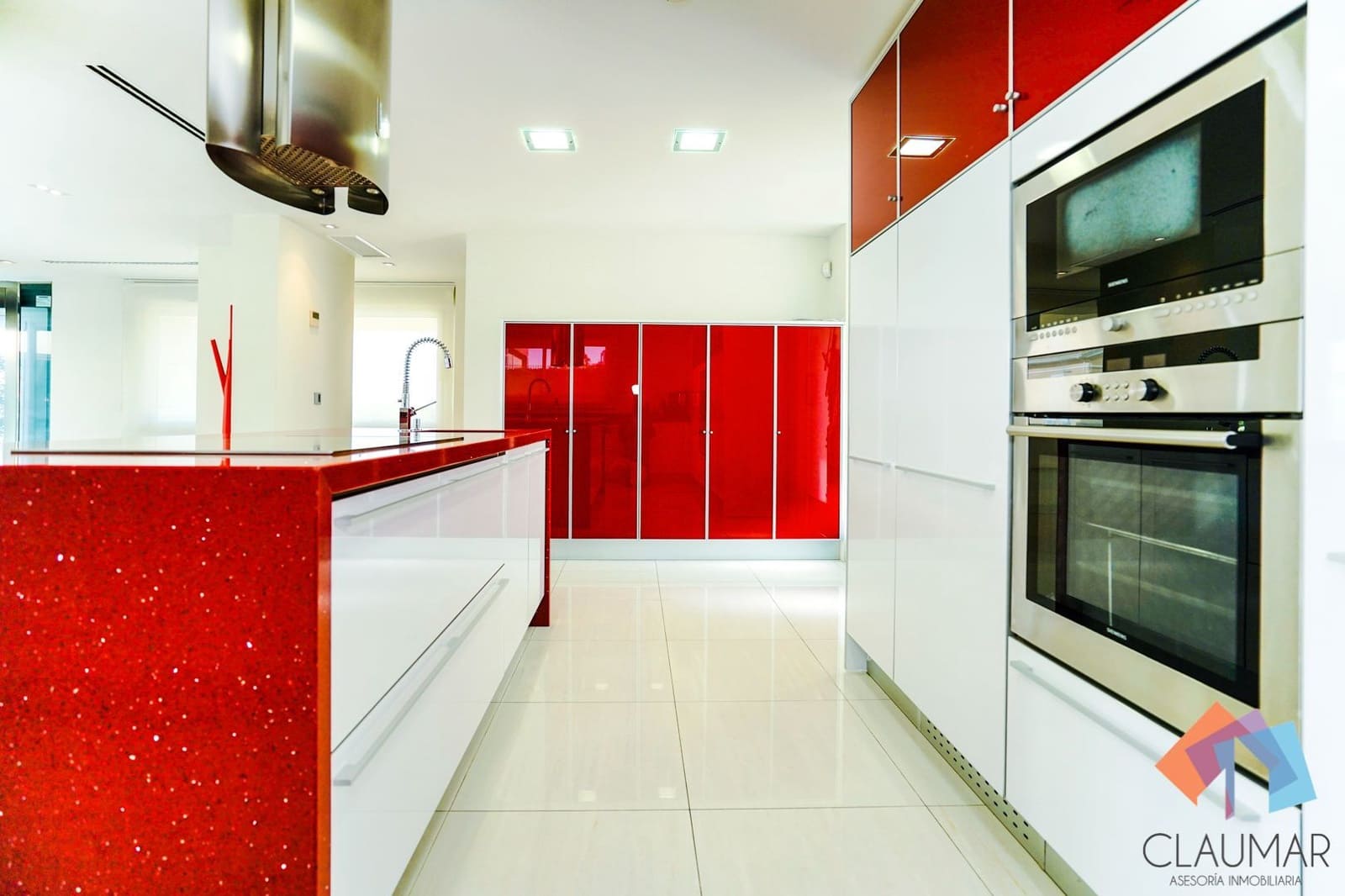 4 soveværelse Villa til salg i Gandia med swimmingpool garage - € 900.000 (Ref: 8113079)