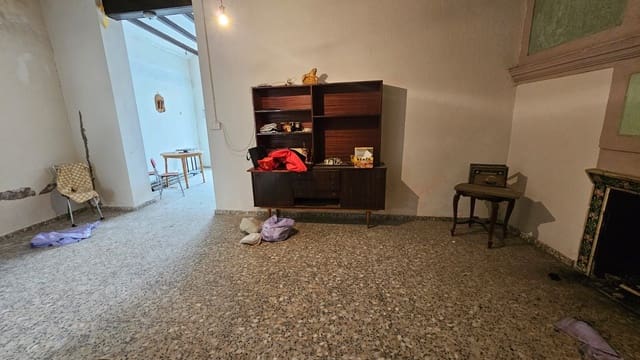 4 bedroom Townhouse for sale in Alqueria de la Comtessa - € 179,000 (Ref: 8199246)