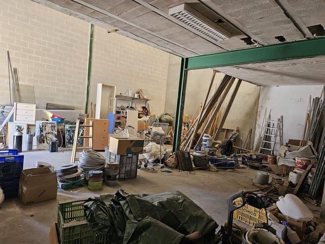 Commercial for sale in Xeraco - € 120,000 (Ref: 8405852)