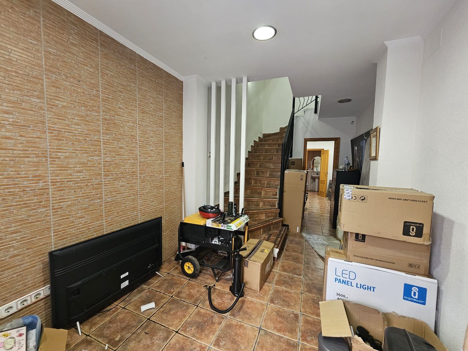 Casa de 4 habitaciones en Gandia en venta - 179.900 € (Ref: 8408444)