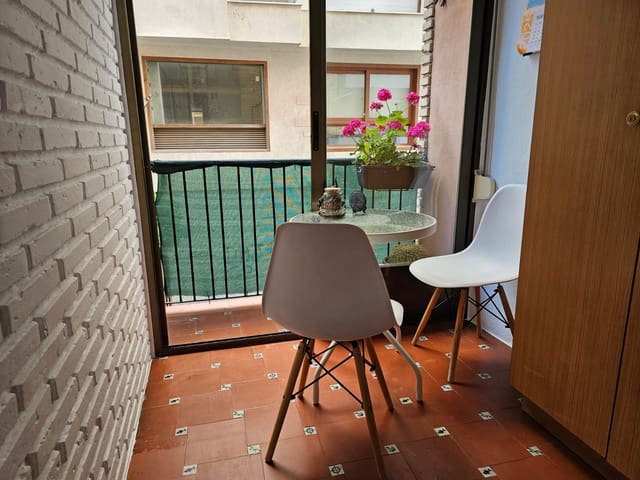 3 makuuhuone Asunto myytävänä paikassa Gandia - 159 000 € (Ref: 9028987)