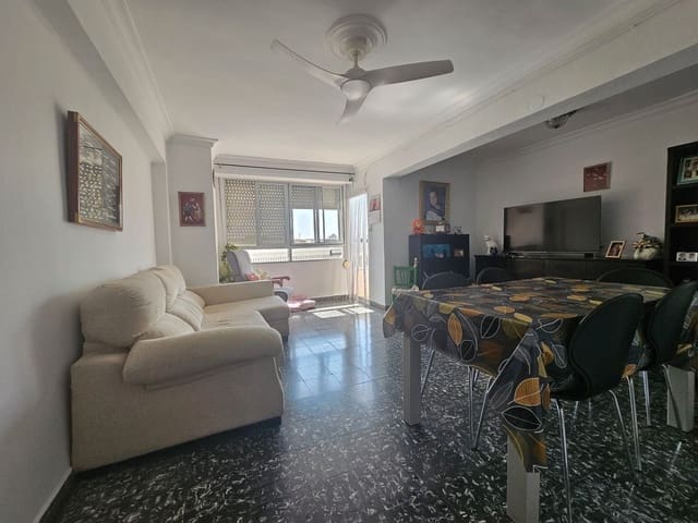 3 makuuhuone Asunto myytävänä paikassa Gandia - 159 000 € (Ref: 9028987)