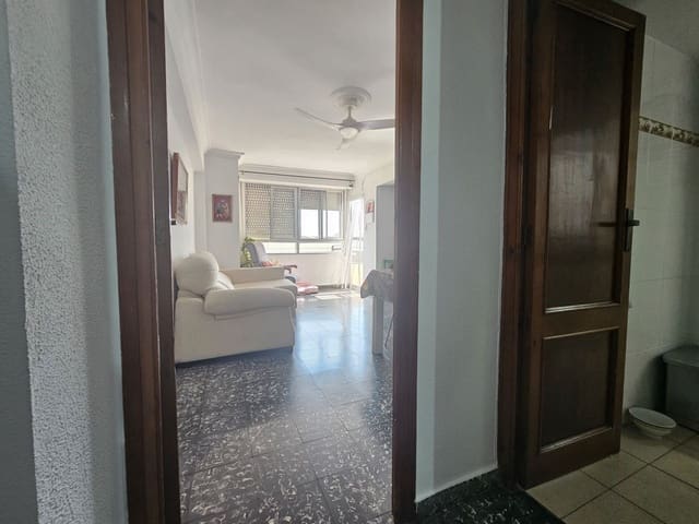 3 makuuhuone Asunto myytävänä paikassa Gandia - 159 000 € (Ref: 9028987)