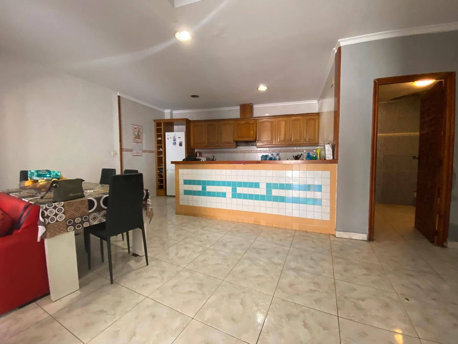 4 soveværelse Byhus til salg i Oliva - € 210.000 (Ref: 9035880)