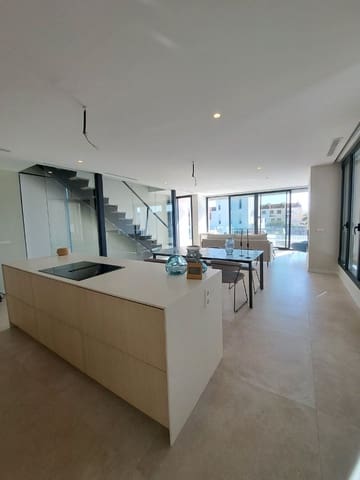 5 soverom Villa til salgs i Oliva Playa, Oliva med svømmebasseng garasje - € 950 000 (Ref: 9094568)