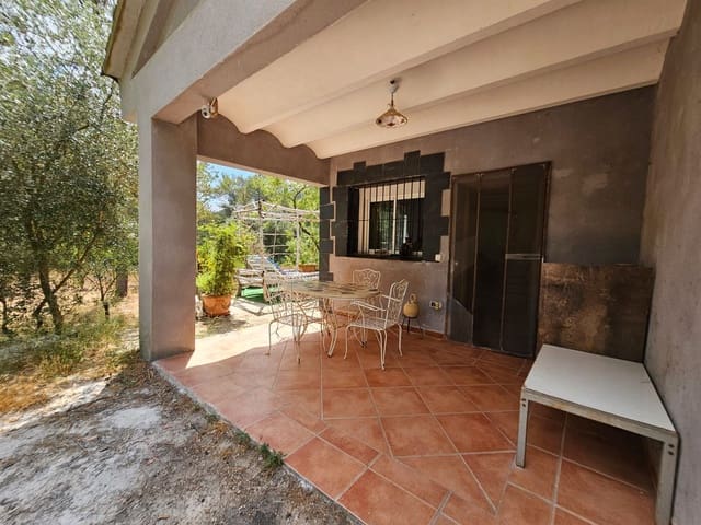 4 bedroom Villa for sale in Villalonga with pool - € 193,000 (Ref: 9115646)