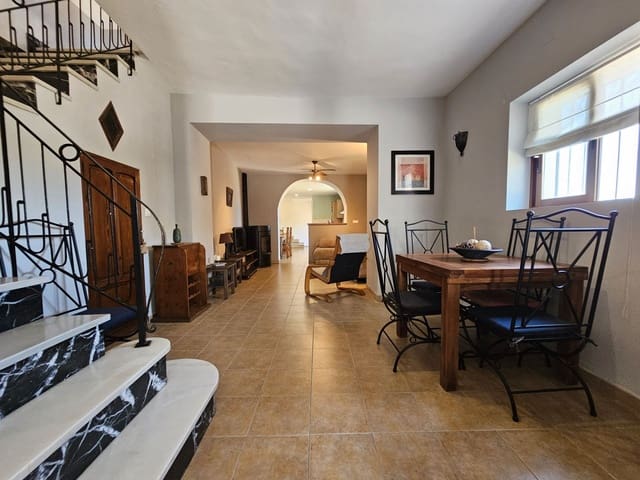 Casa de 5 habitaciones en Oliva Pueblo, Oliva en venta - 229.900 € (Ref: 9146564)