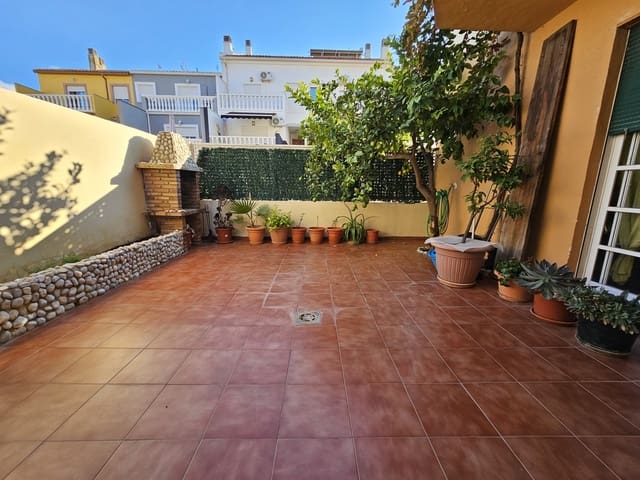 4 soverom Hus til salgs i Beniflá med garasje - € 230 000 (Ref: 9161880)