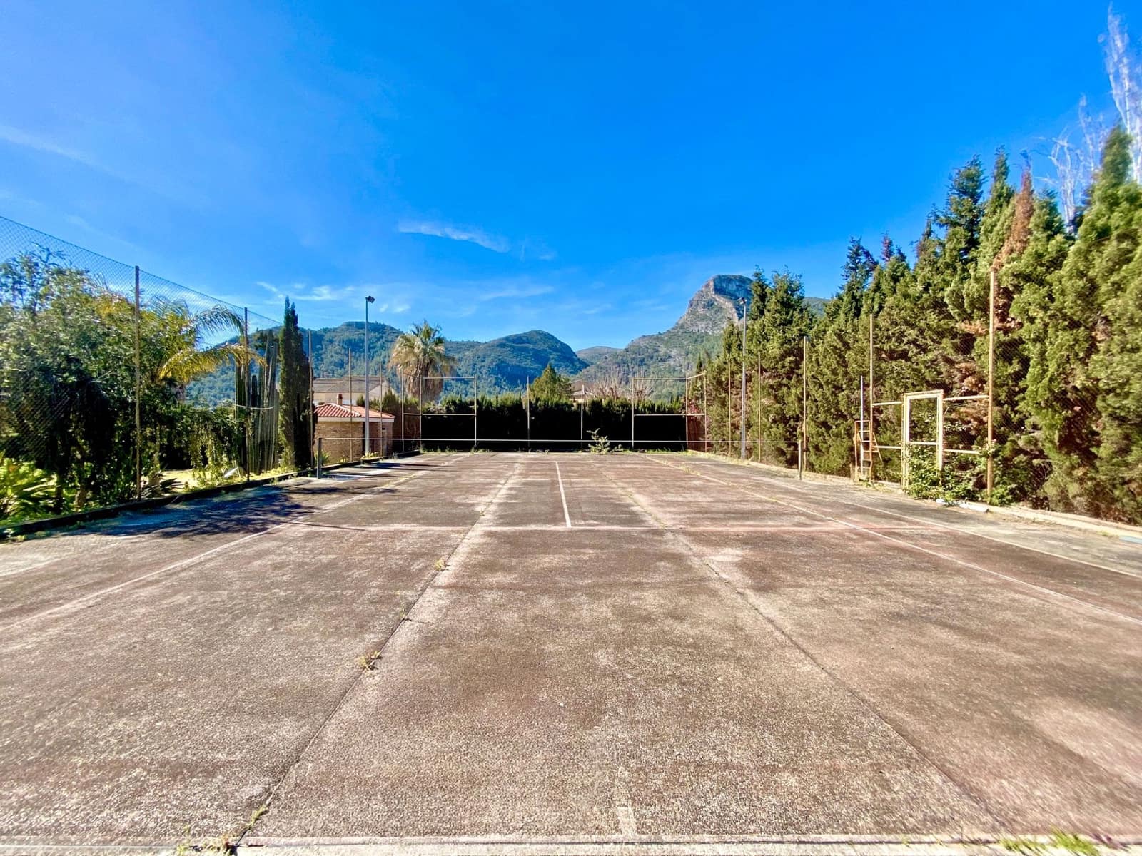 4 soverom Villa til salgs i Gandia med svømmebasseng garasje - € 1 700 000 (Ref: 9199713)