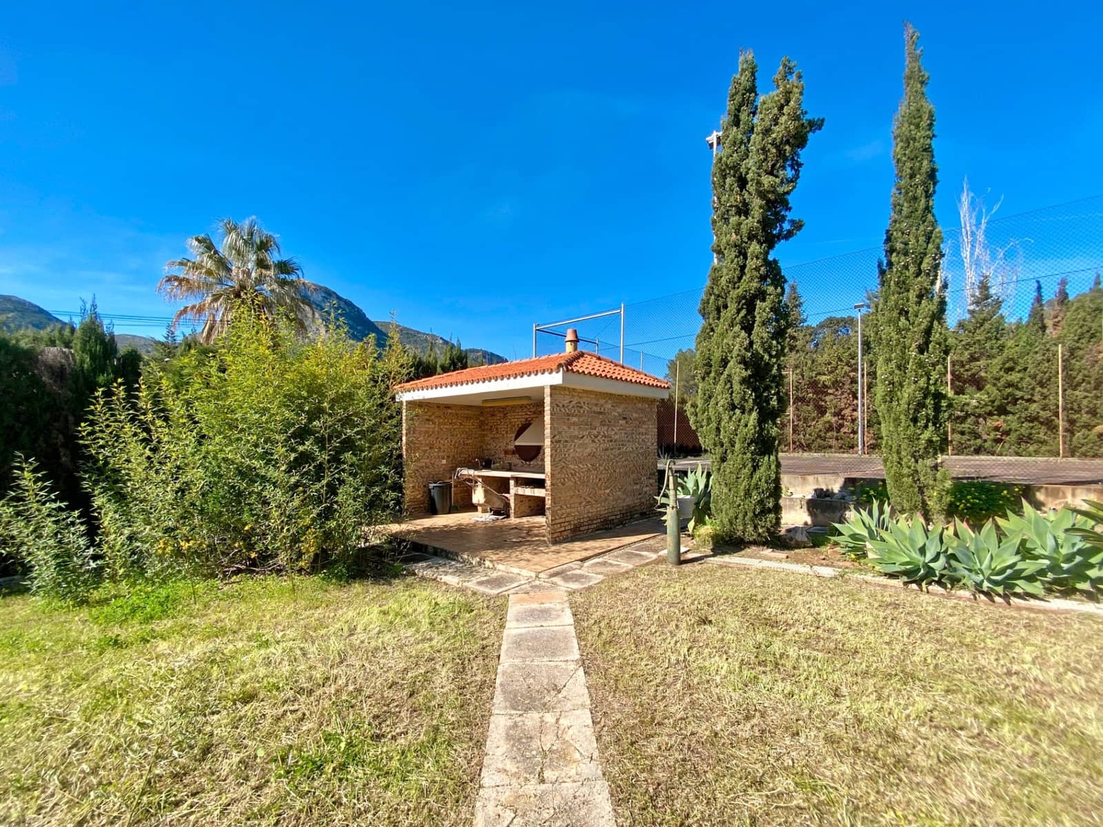 4 soverom Villa til salgs i Gandia med svømmebasseng garasje - € 1 700 000 (Ref: 9199713)