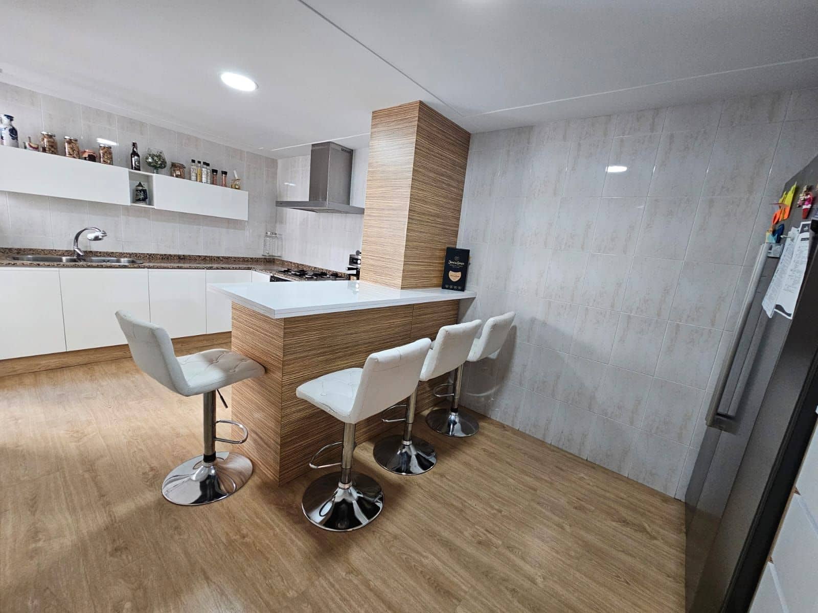 3 bedroom Flat for sale in Gandia - € 180,000 (Ref: 9201613)