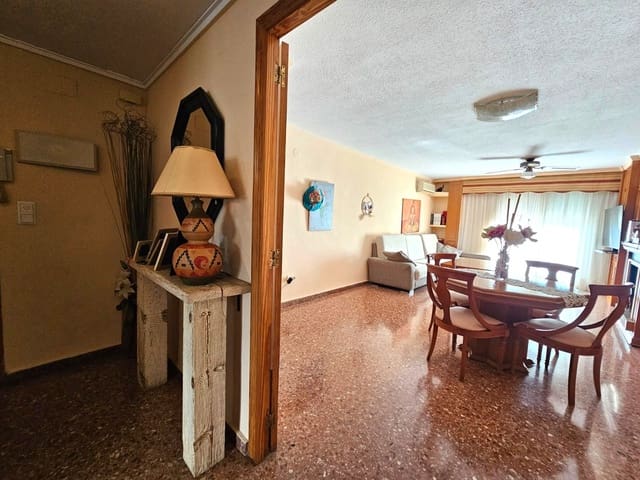 3 soveværelse Lejlighed til salg i Gandia - € 180.000 (Ref: 9201613)