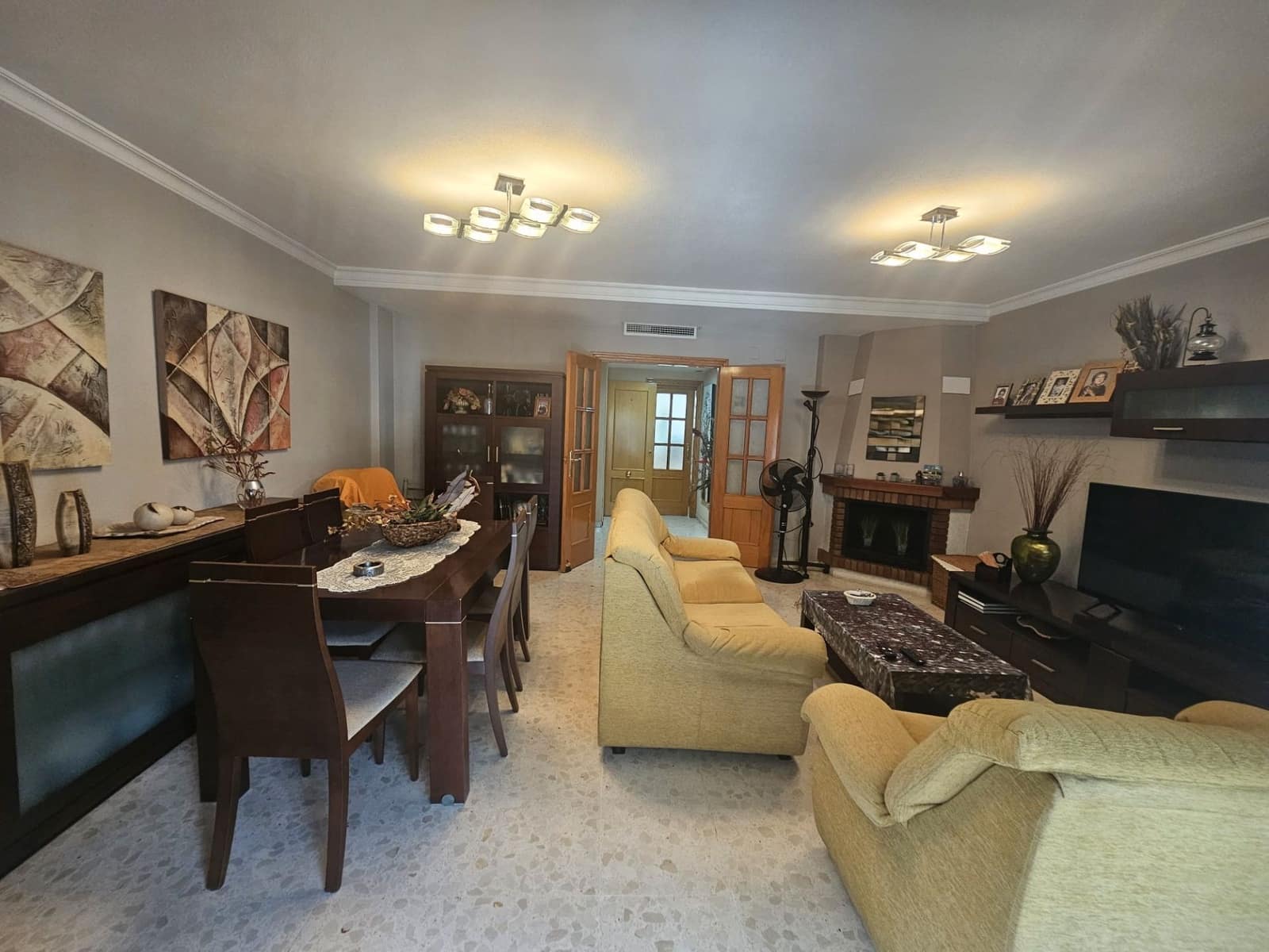 4 soverom Hus til salgs i Gandia med garasje - € 298 000 (Ref: 9203272)