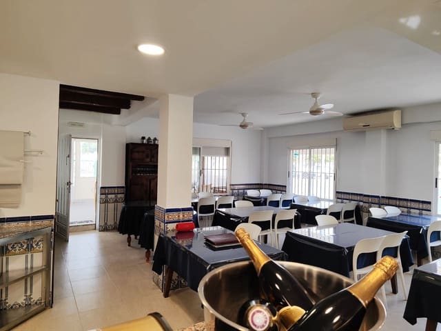 Commercial for sale in Xeraco - € 249,900 (Ref: 9279897)