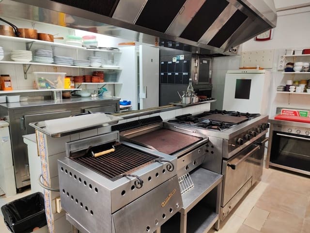 Commercial for sale in Xeraco - € 249,900 (Ref: 9279897)