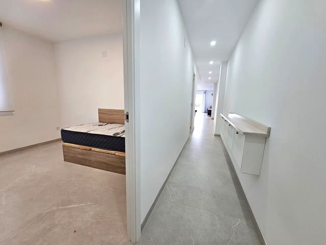 3 slaapkamer Flat te koop in Gandia met garage - € 235.000 (Ref: 9325806)