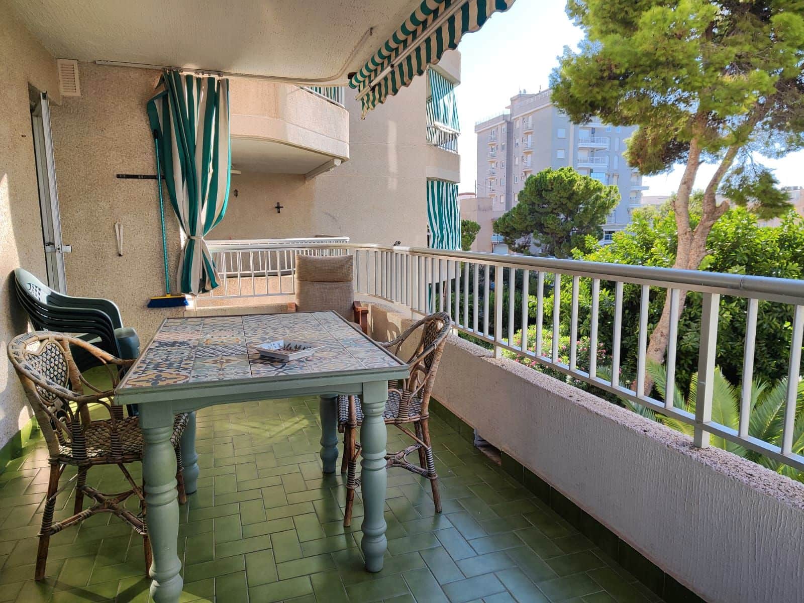 3 makuuhuone Asunto myytävänä paikassa Gandia mukana uima-altaan - 288 500 € (Ref: 9348058)