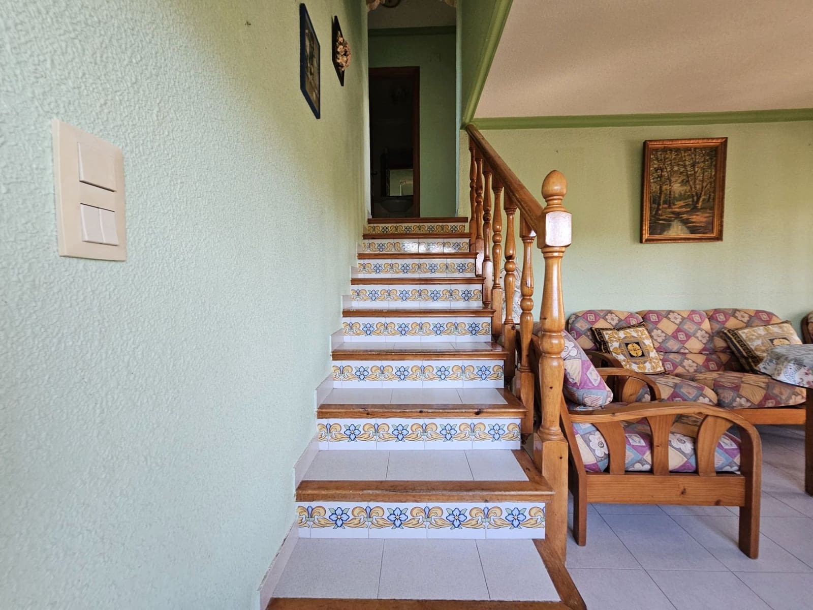 3 slaapkamer Halfvrijstaande villa te koop in Miramar met garage - € 220.000 (Ref: 9397961)