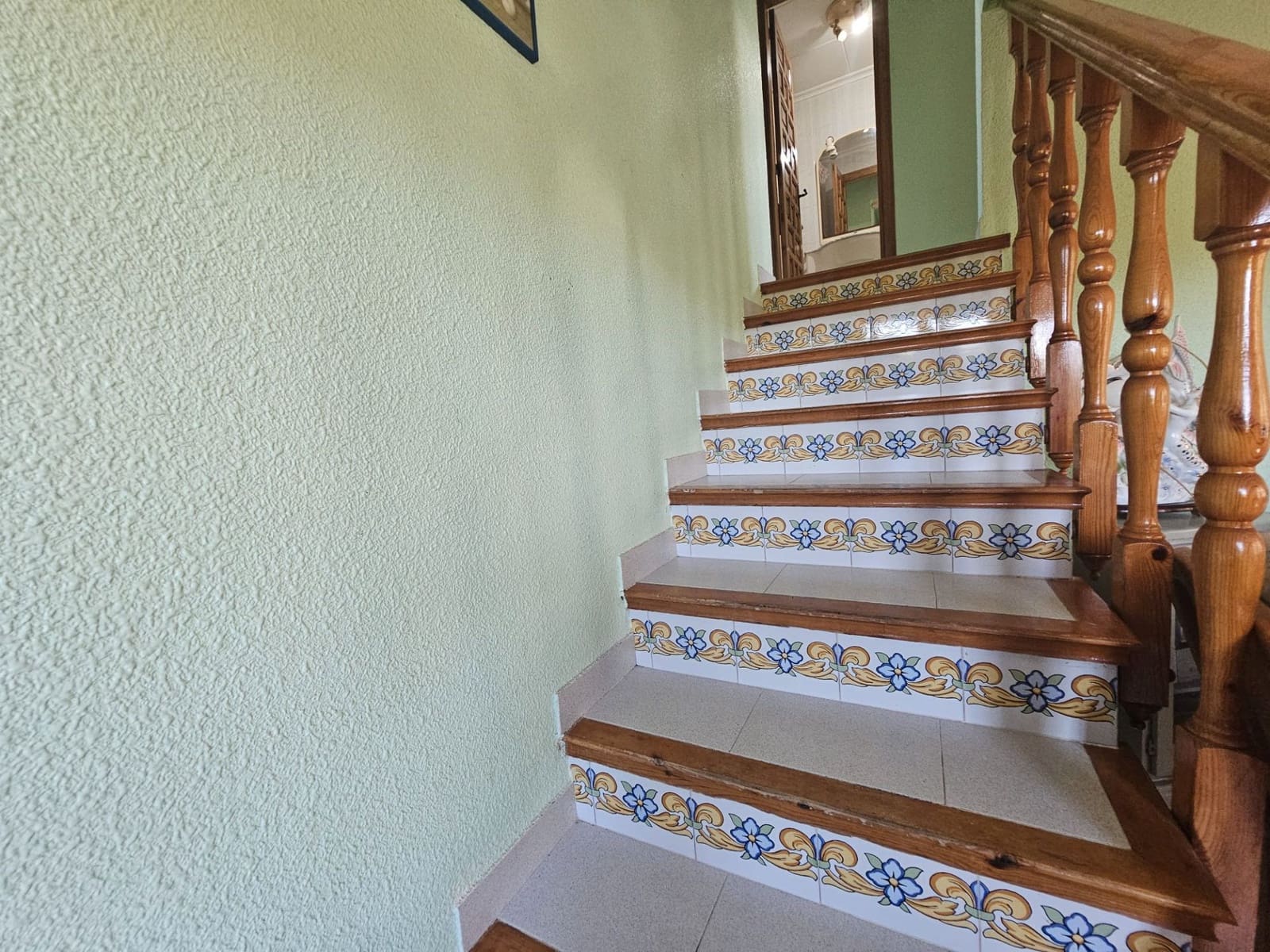 3 slaapkamer Halfvrijstaande villa te koop in Miramar met garage - € 220.000 (Ref: 9397961)