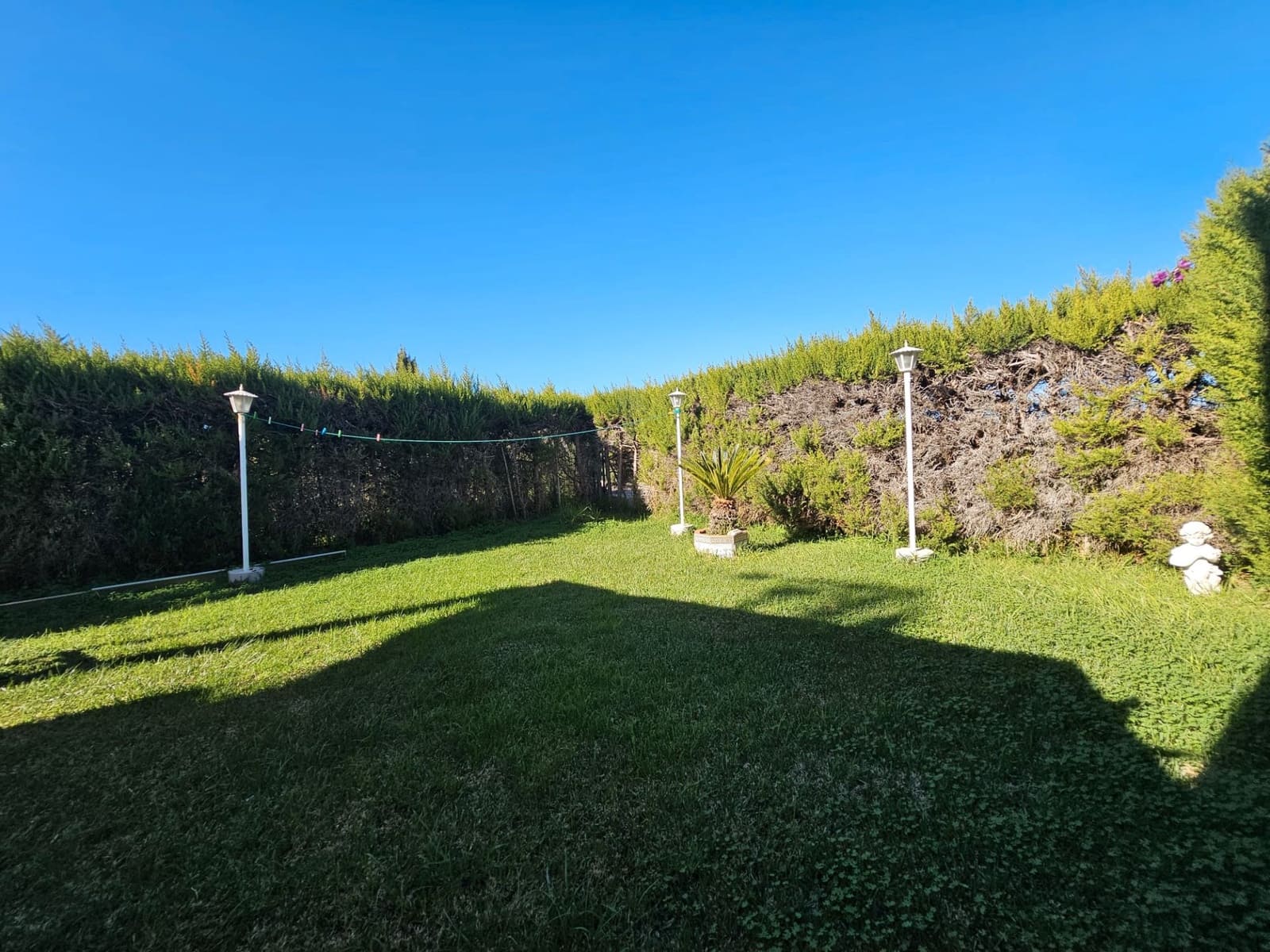 3 slaapkamer Halfvrijstaande villa te koop in Miramar met garage - € 220.000 (Ref: 9397961)