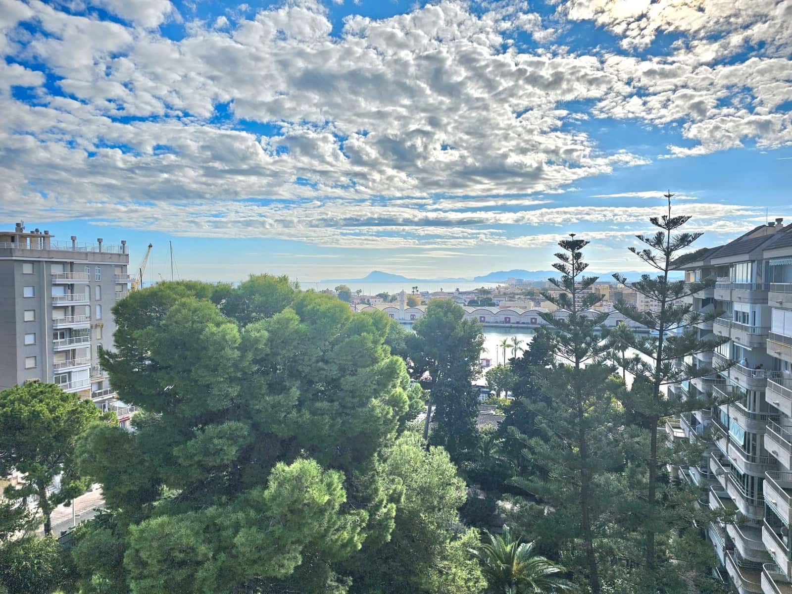 3 soverom Penthouse til salgs i Gandia med svømmebasseng garasje - € 319 900 (Ref: 9413237)