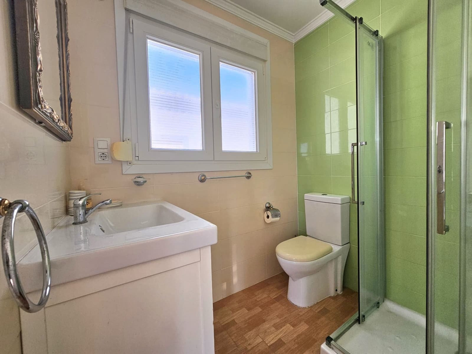 4 soveværelse Villa til salg i Oliva med garage - € 524.900 (Ref: 9421791)