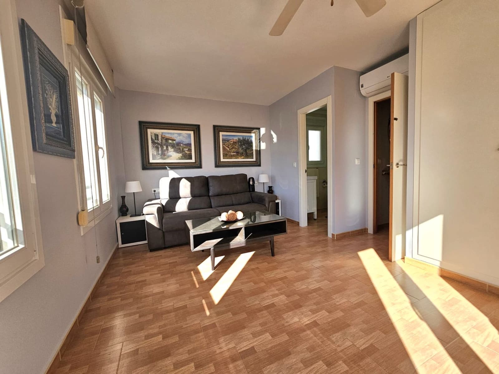 4 soveværelse Villa til salg i Oliva med garage - € 524.900 (Ref: 9421791)