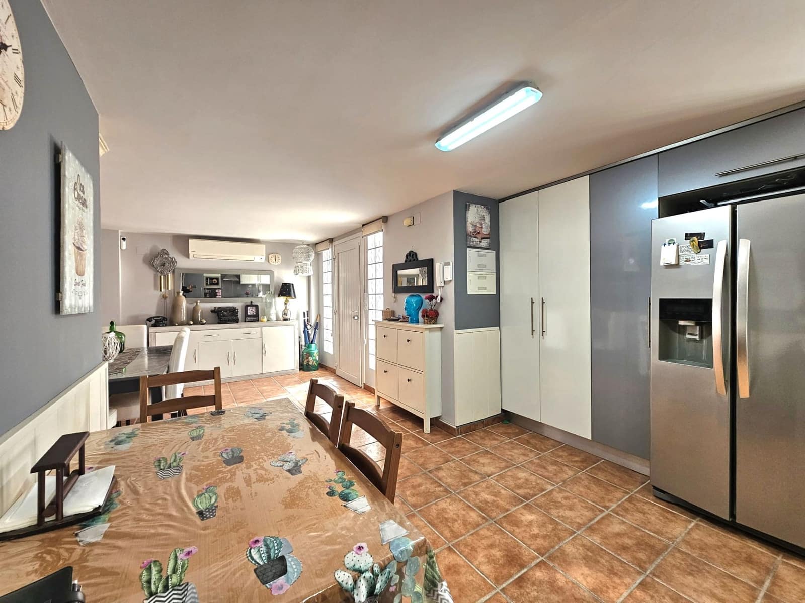 4 soveværelse Villa til salg i Oliva med garage - € 524.900 (Ref: 9421791)