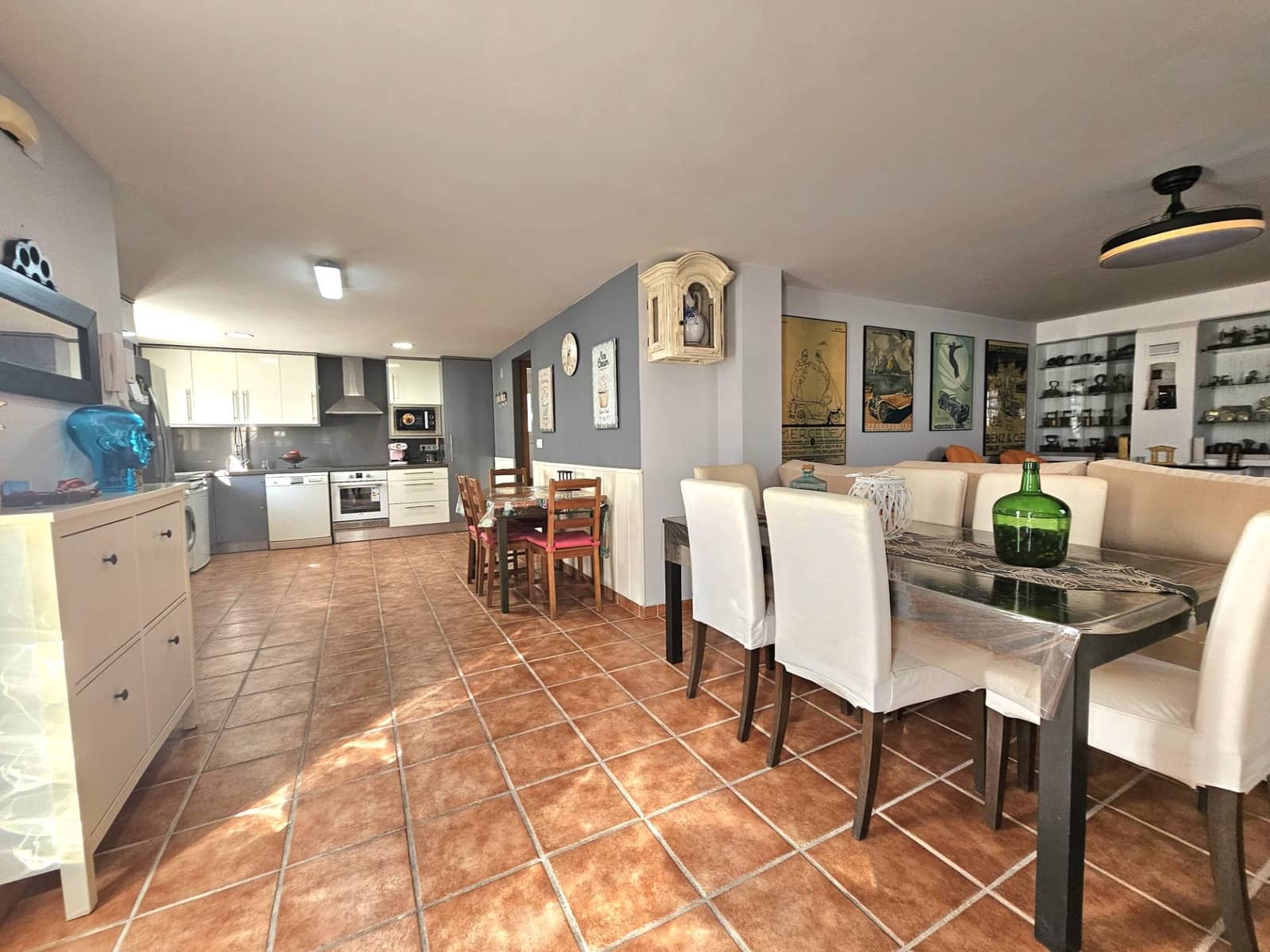 4 soveværelse Villa til salg i Oliva med garage - € 524.900 (Ref: 9421791)