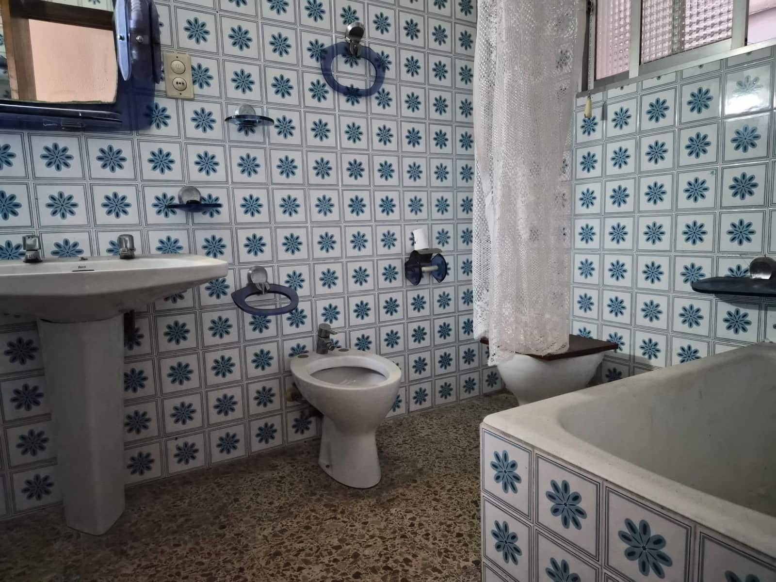 4 slaapkamer Flat te koop in Castello de Rugat - € 59.900 (Ref: 9451547)