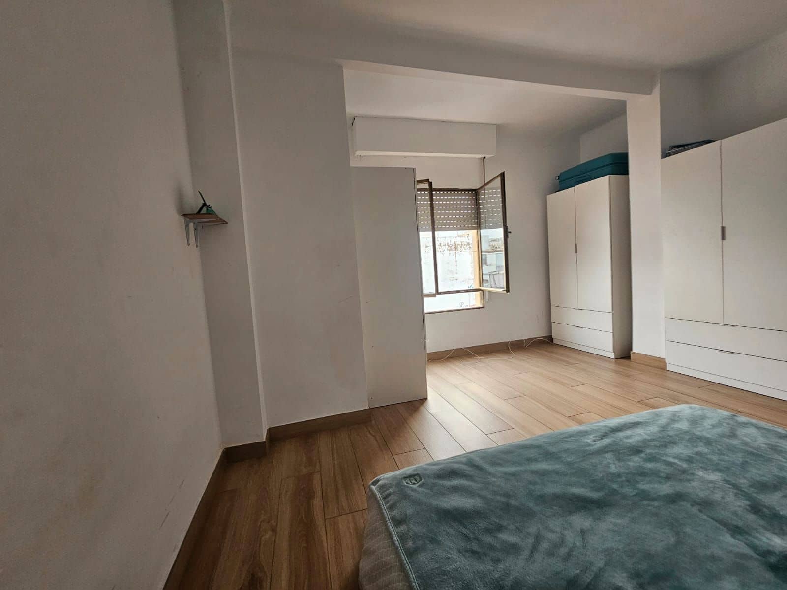 4 bedroom Flat for sale in Gandia - € 109,000 (Ref: 9496656)