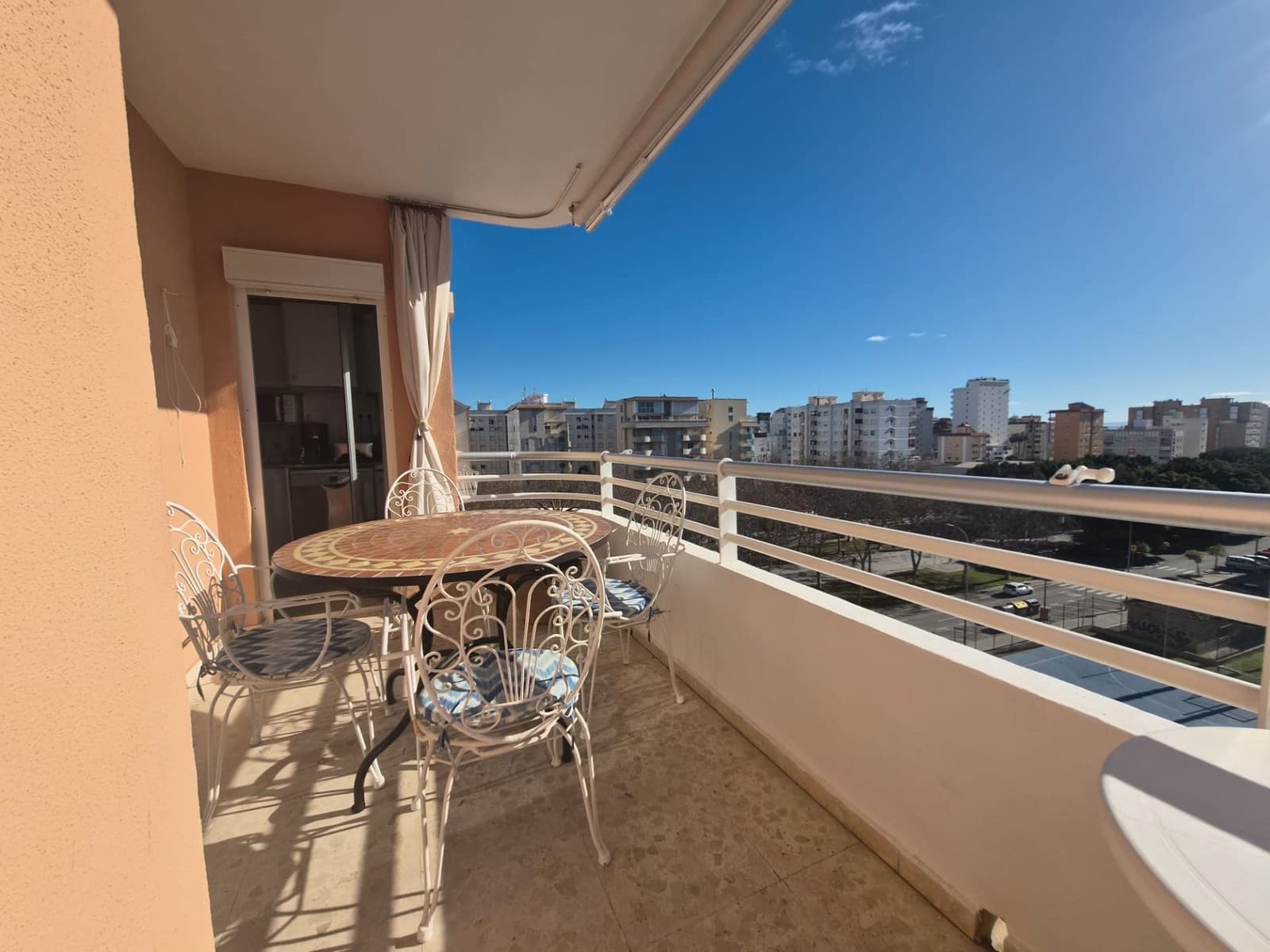 2 bedroom Flat for sale in Gandia with pool garage - € 189,900 (Ref: 9535071)