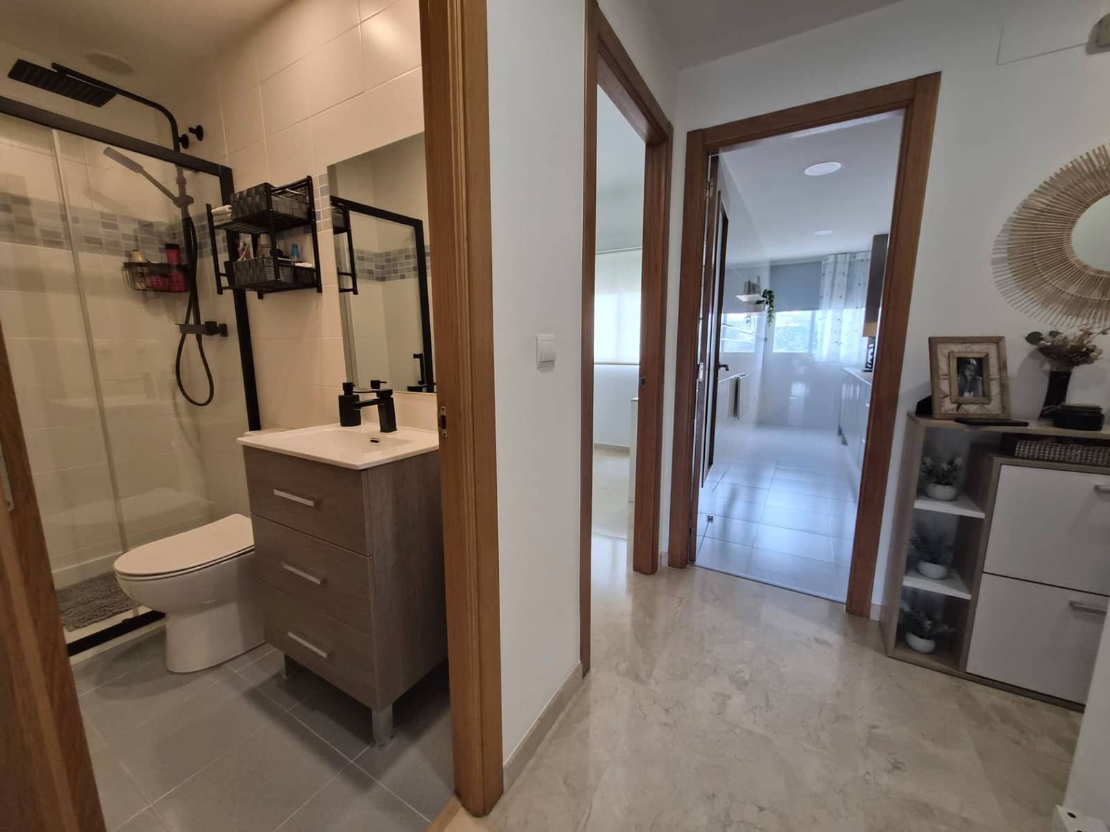 2 makuuhuone Asunto myytävänä paikassa Gandia mukana uima-altaan 
autotalli - 249 000 € (Ref: 9560693)