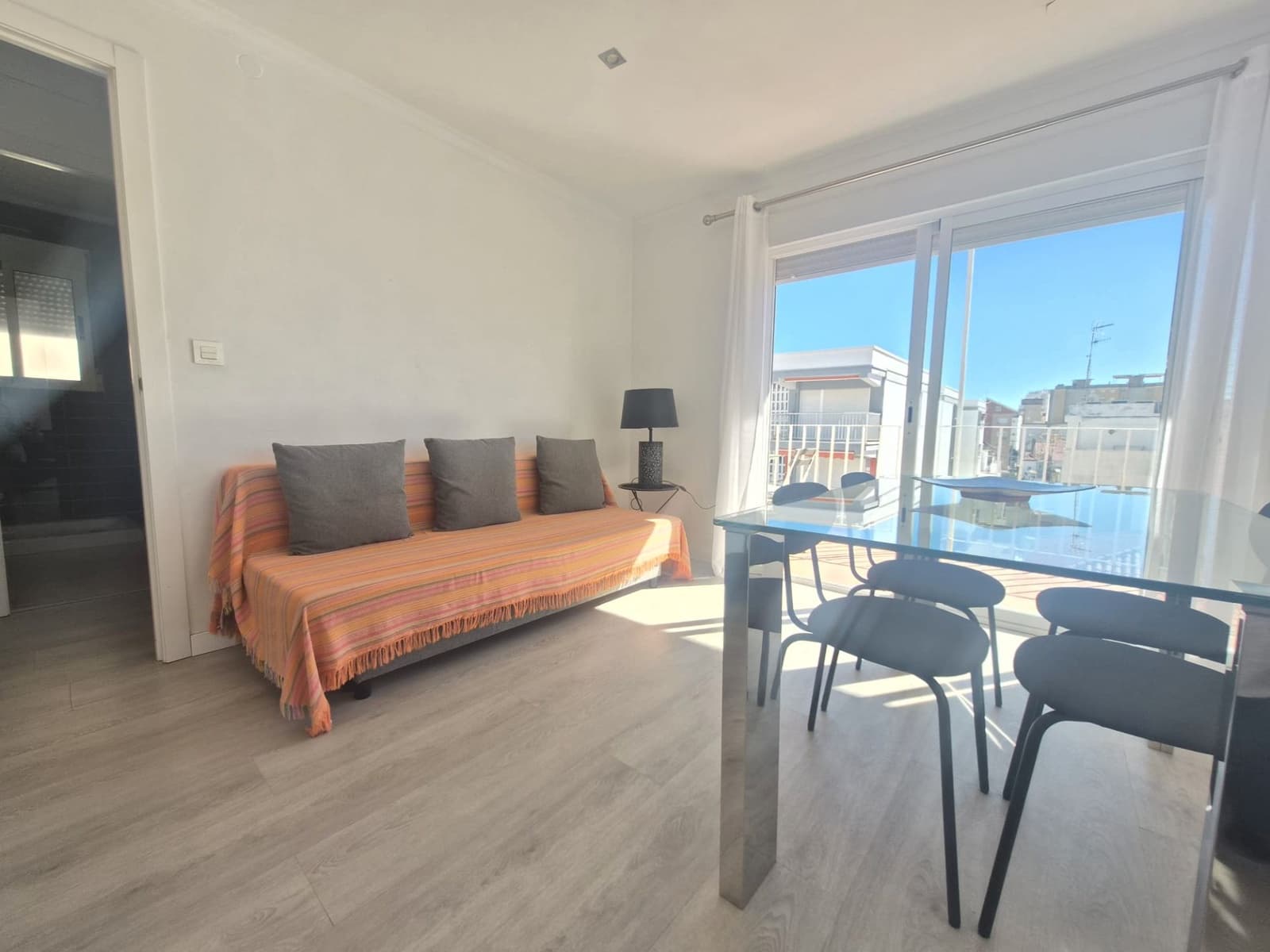 2 bedroom Flat for sale in Gandia - € 182,000 (Ref: 9606952)