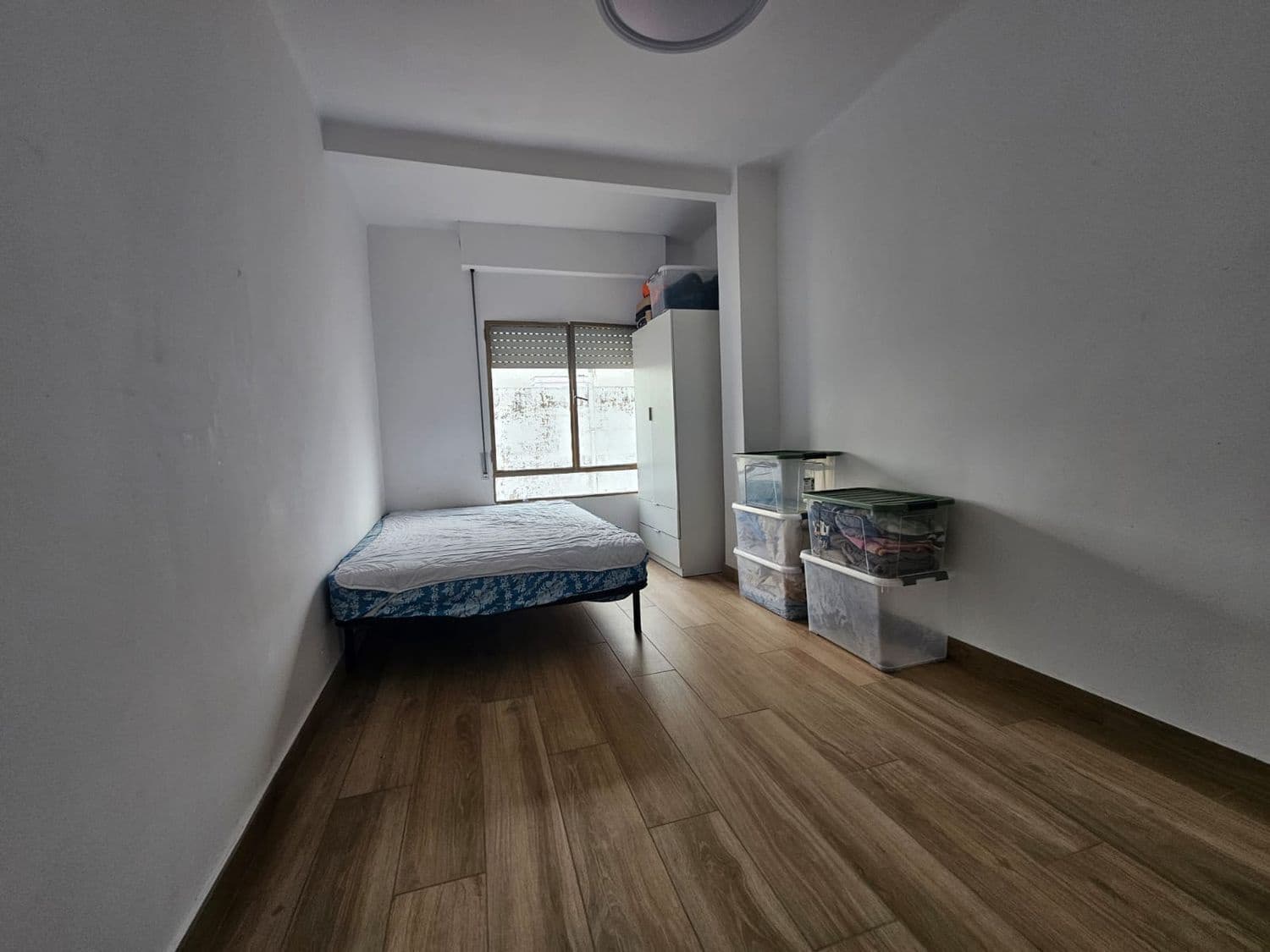 4 bedroom Flat for sale in Gandia - € 109,000 (Ref: 9626154)