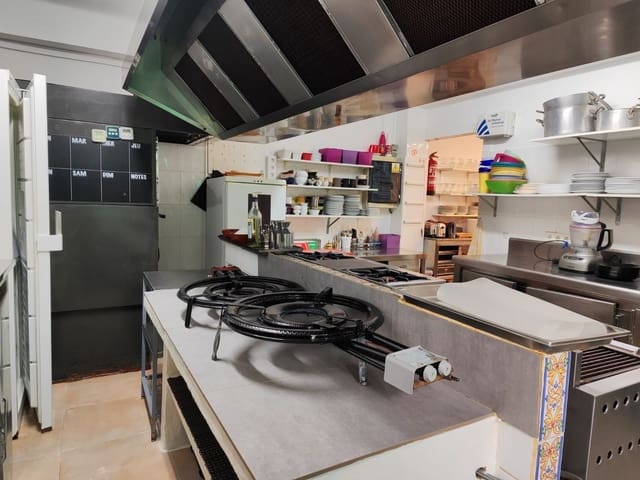 Kaupallinen myytävänä paikassa Xeraco - 249 900 € (Ref: 9626158)