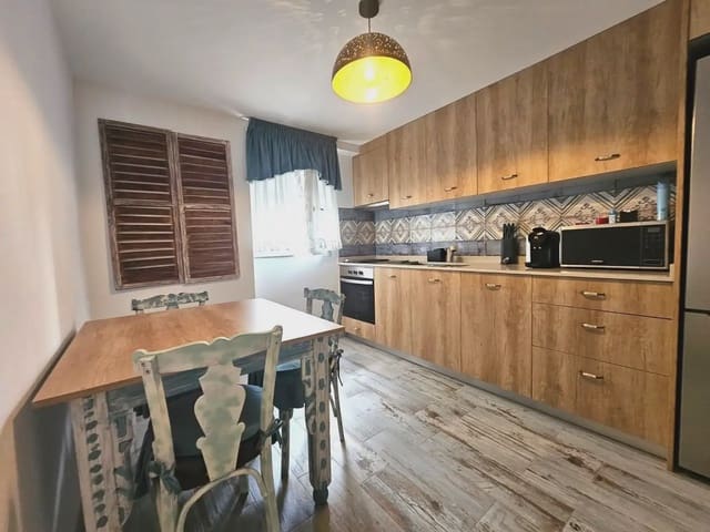 Piso de 3 habitaciones en Oliva Pueblo, Oliva en venta - 159.000 € (Ref: 9626159)