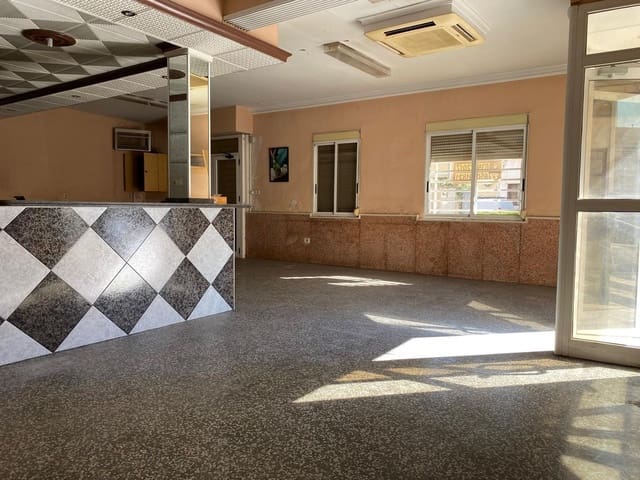 Erhverv til salg i Oliva Pueblo, Oliva - € 85.000 (Ref: 9626162)