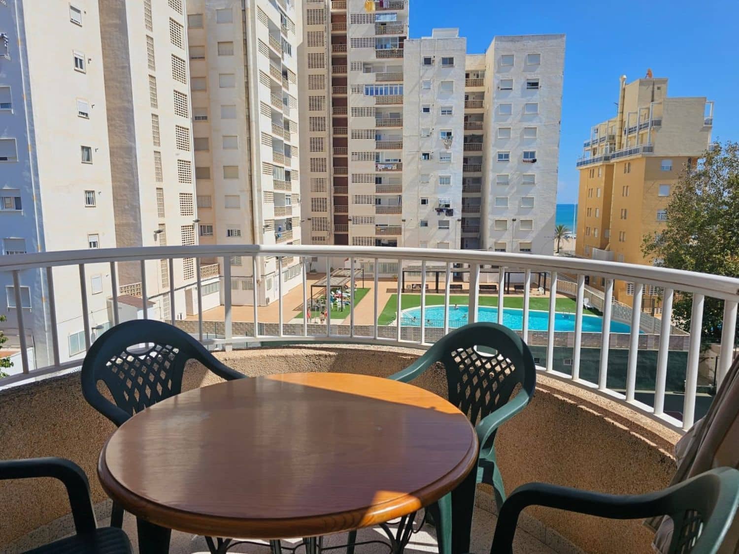 Piso de 3 habitaciones en Gandia en venta - 319.000 € (Ref: 9626165)